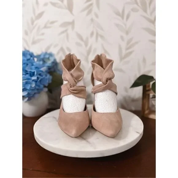 Beautiful pink suede heels - Picture 3 of 12